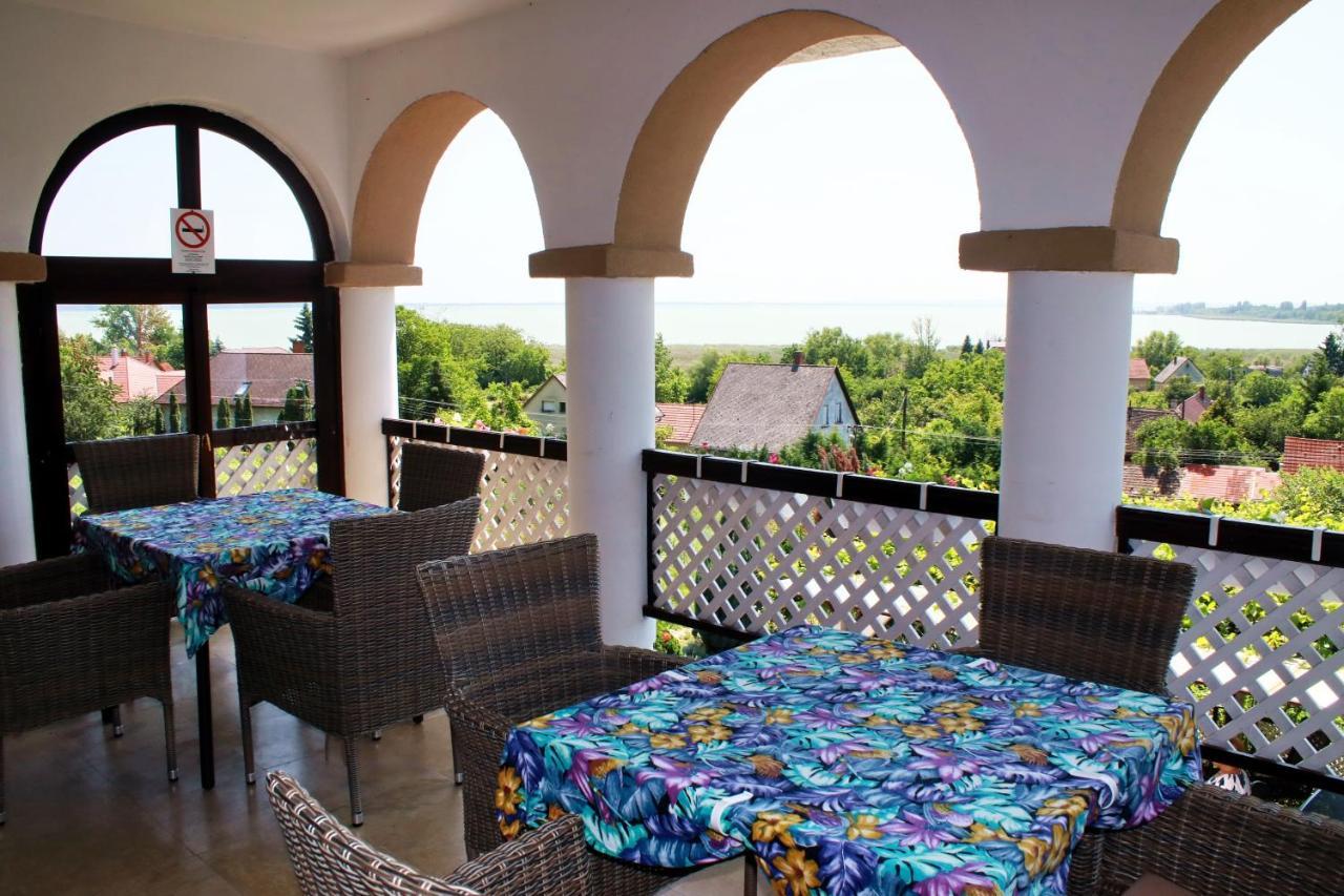 Pigal Panzio Bed & Breakfast Badacsonyors Luaran gambar
