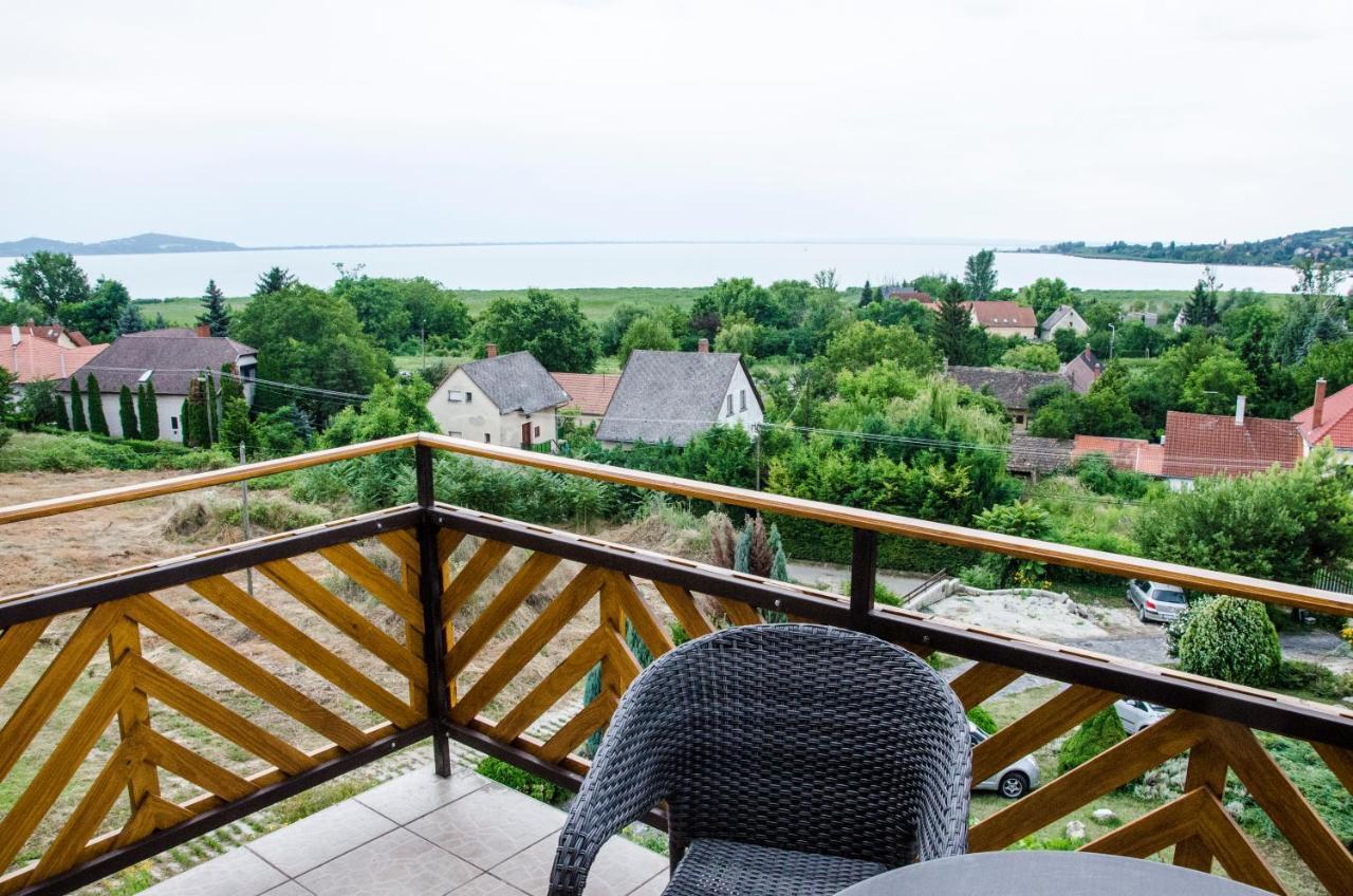 Pigal Panzio Bed & Breakfast Badacsonyors Luaran gambar
